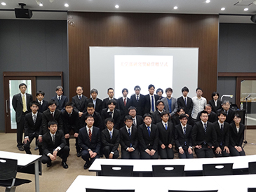 ニュース&トピックス　工学部研究奨励賞贈呈式が開催されました