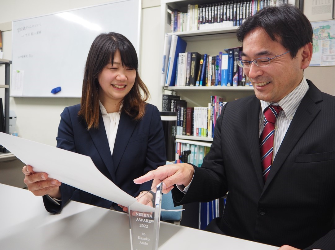 子育てと研究を両立/共生星研究で仁科賞受賞/大学院生の安藤さん