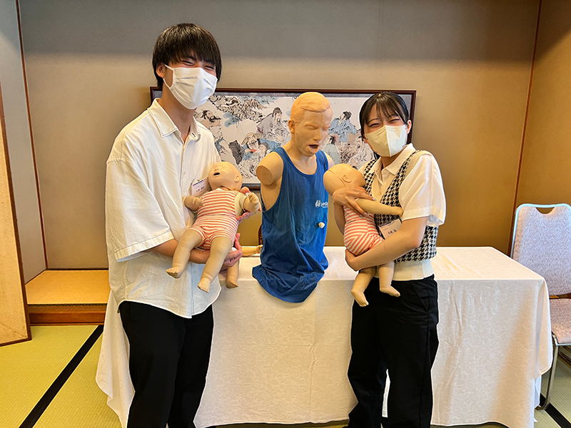 救命講習会にインストラクターとして学生と教員が参加!