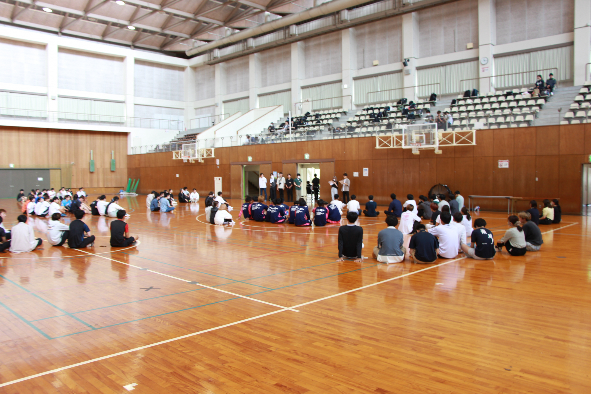 ​新入生を歓迎/学友会体育局
