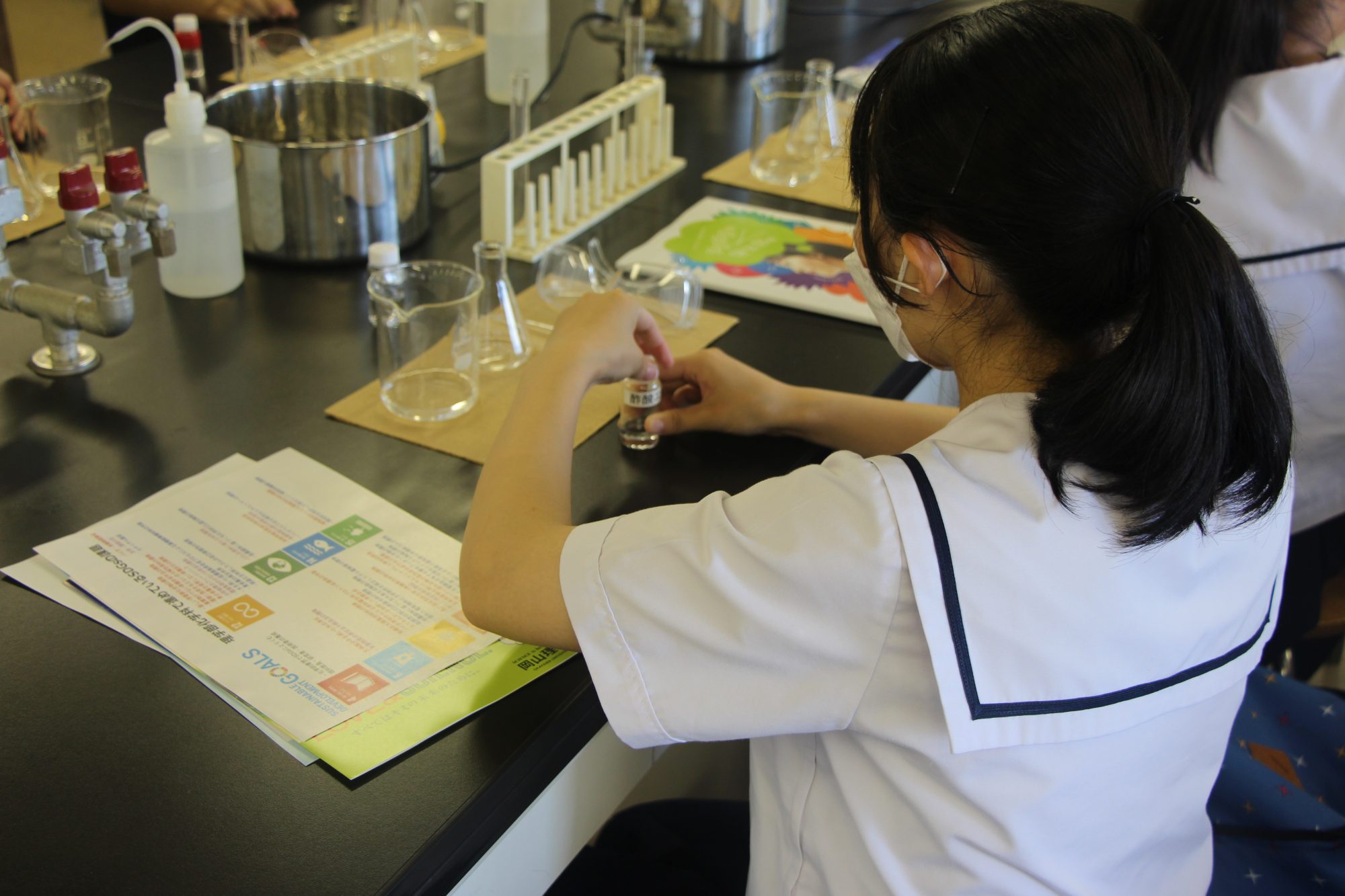岡山一宮高等学校の生徒さんが学内見学