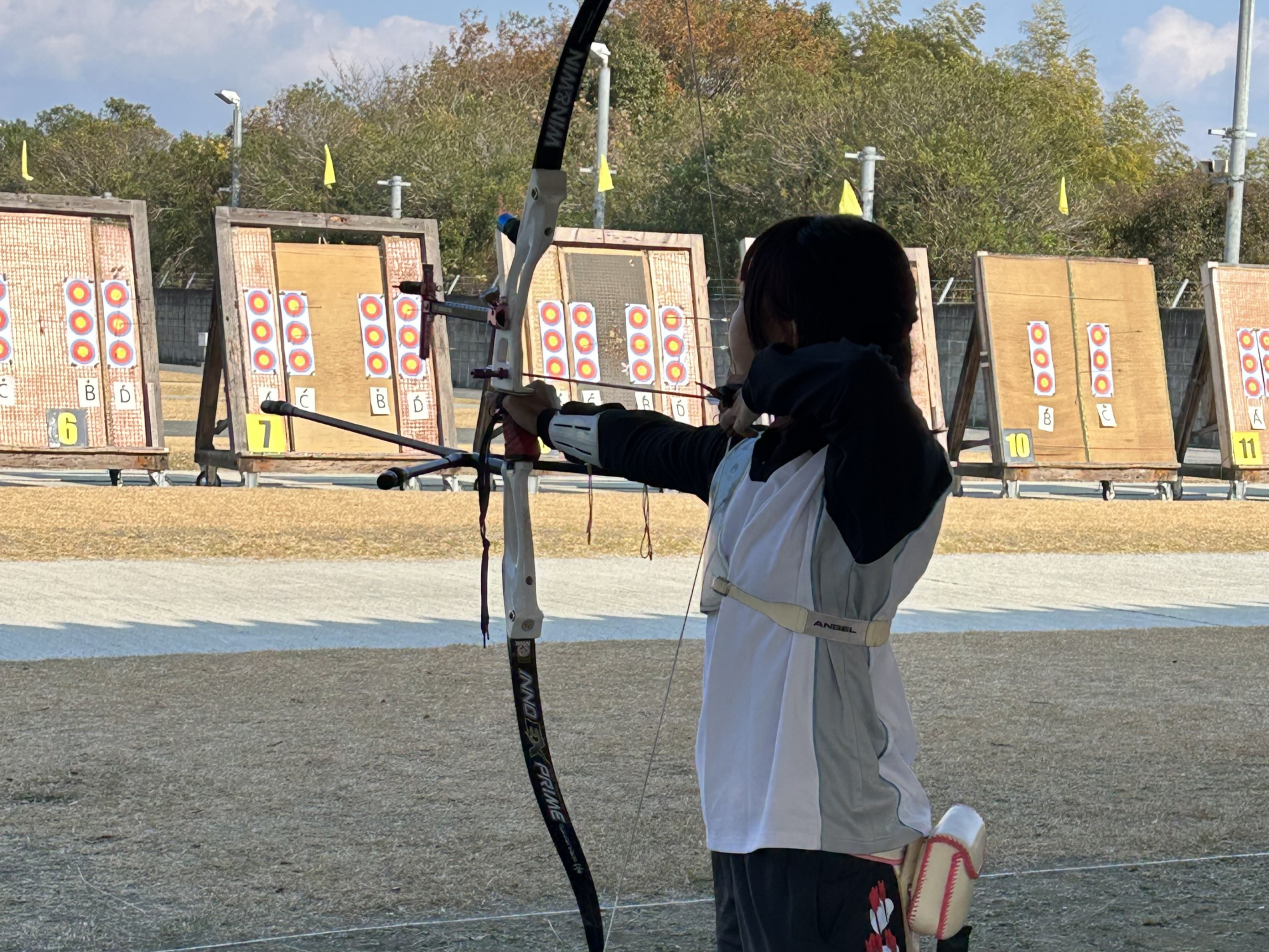 全国優勝目指す/アーチェリー西田選手