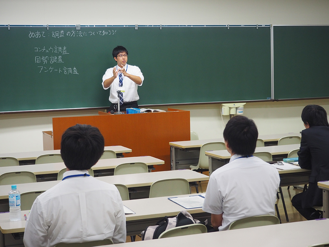 同窓の先輩教員が学生たちを熱く指導　「ホームカミングデー」開催