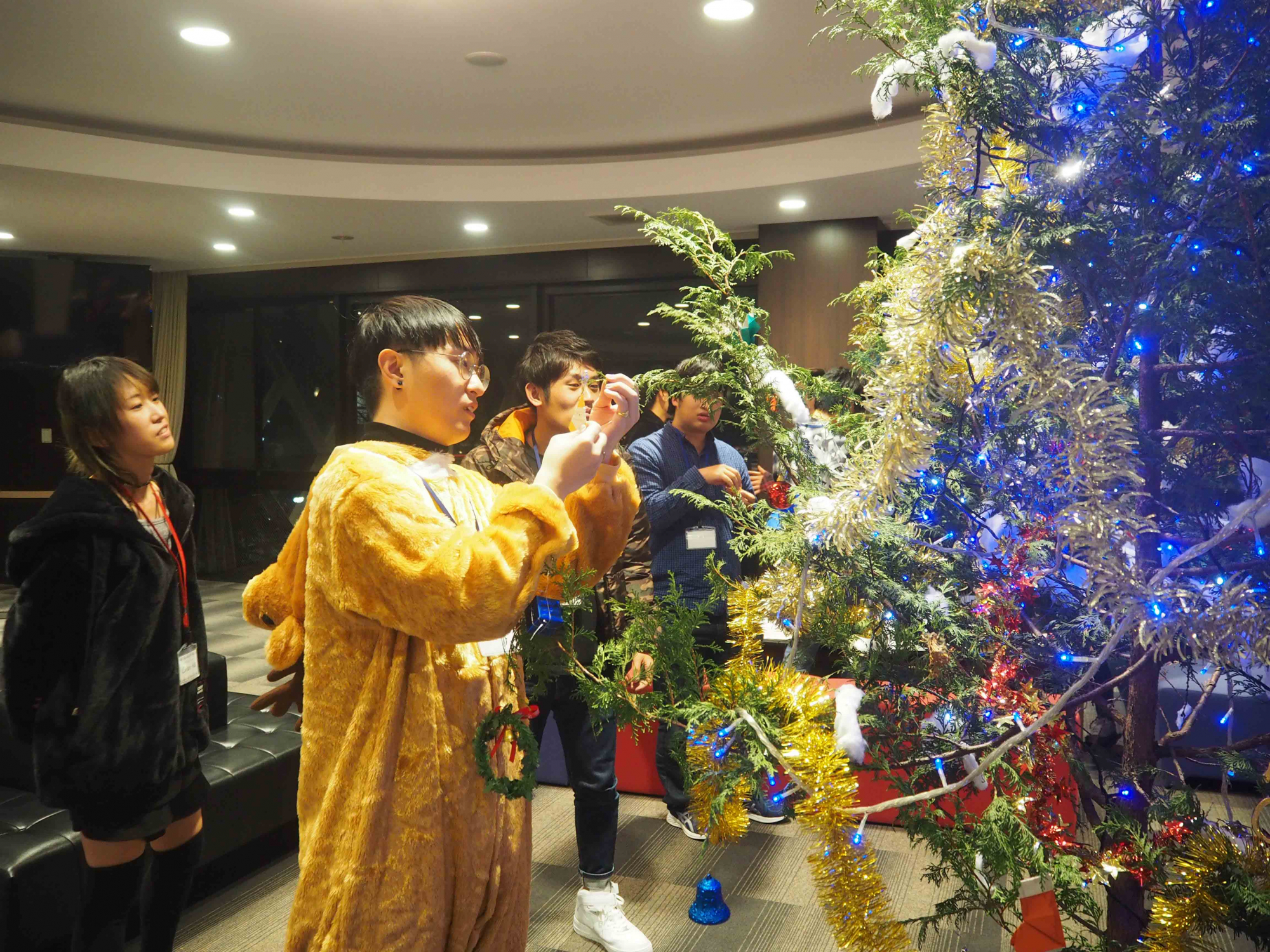 留学生が企画してクリスマスパーティー