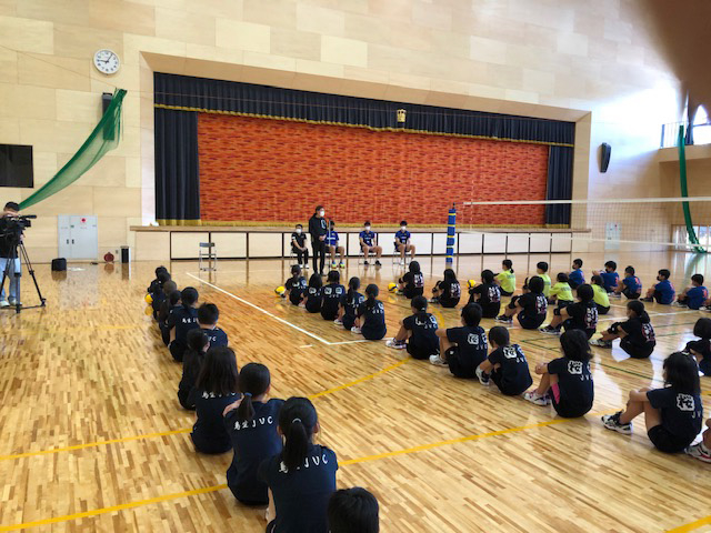 「パナソニックパンサーズバレーボール教室 in 今治市」が開催されました