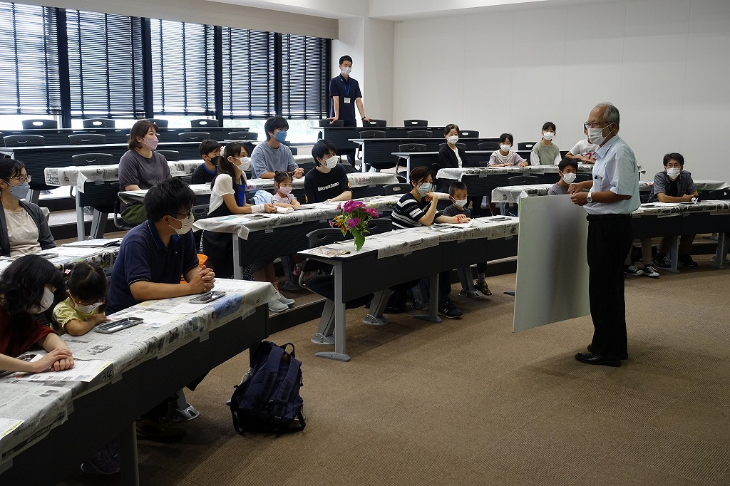 恐竜学博物館ツアーとレプリカ制作体験が人気