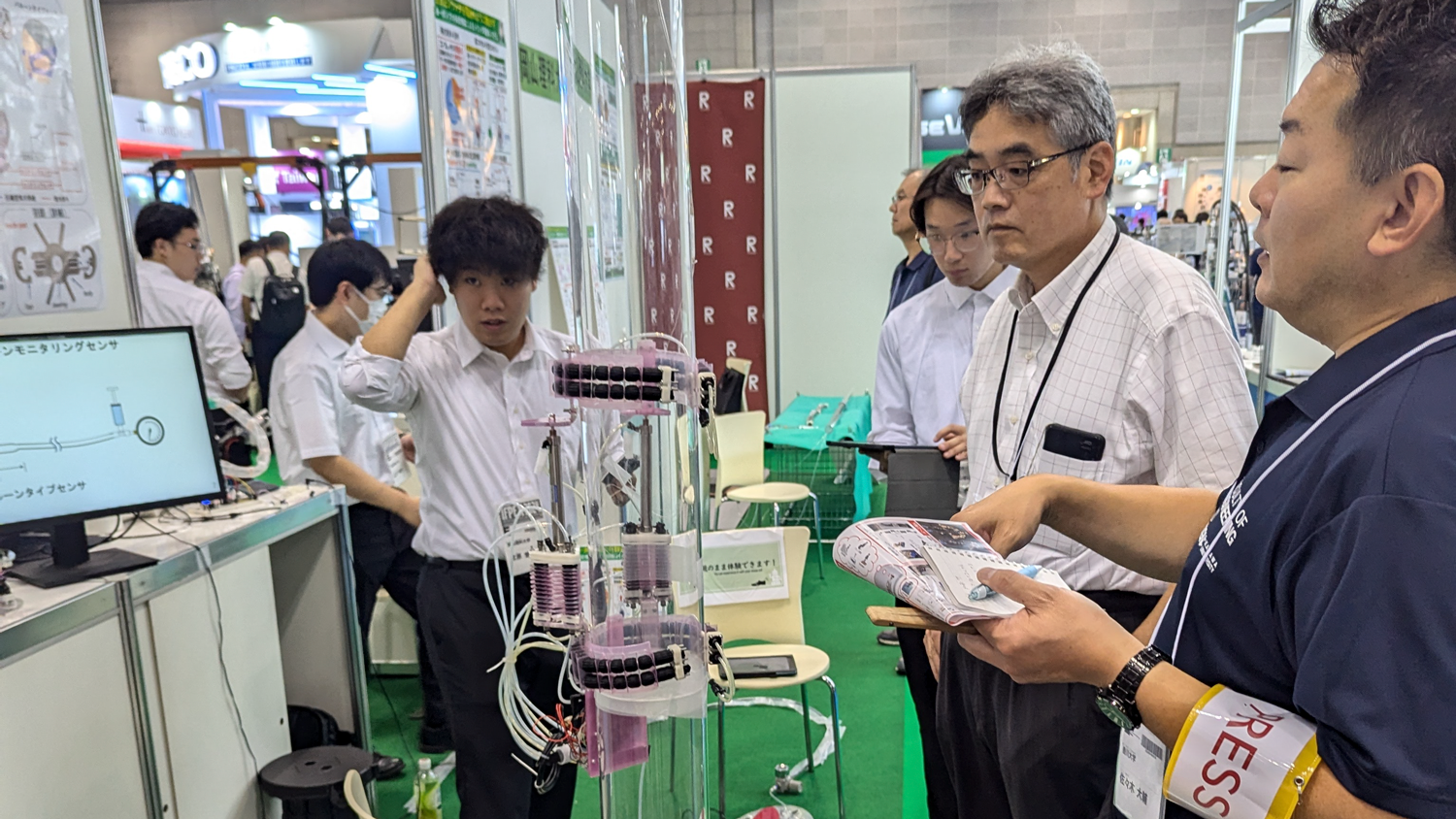 フルードパワーの国際見本市に理大も出展/独自開発のデバイスで存在感示す