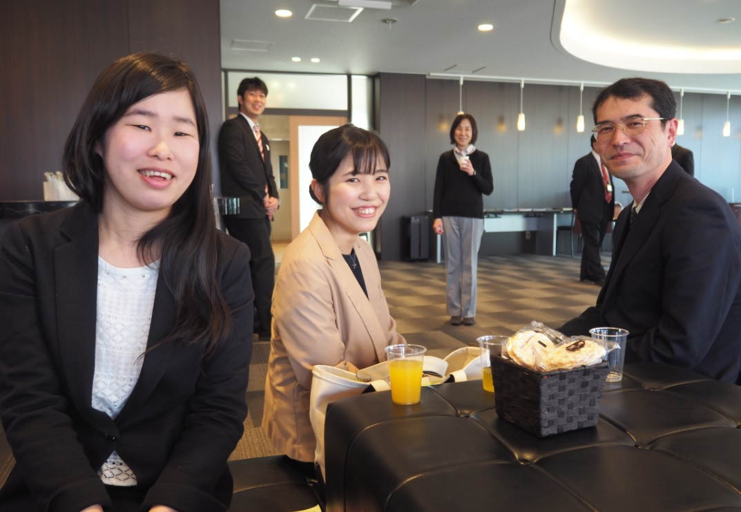 女子学生フォーラム開催 リカジョCafeで40人が交流