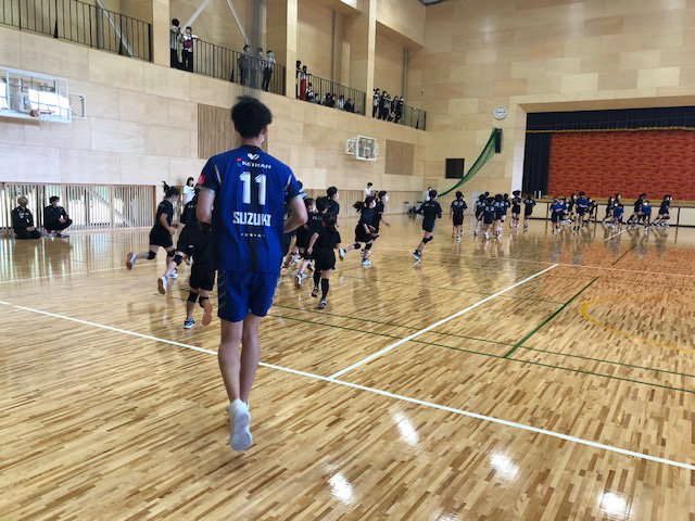 「パナソニックパンサーズバレーボール教室 in 今治市」が開催されました