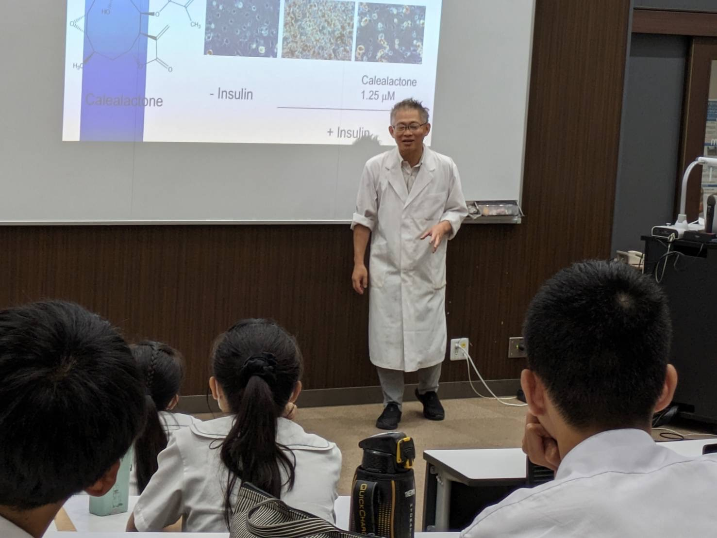 倉敷天城高校の生徒さんが学内見学