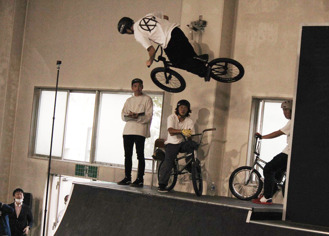 高校BMX選手権プレ大会開催／理大生もボランティアでサポート