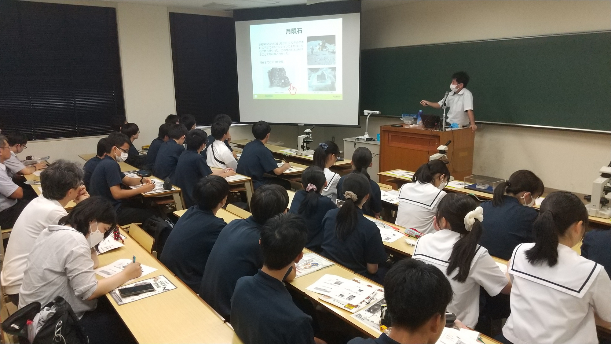 岡山一宮高等学校の生徒さんが学内見学