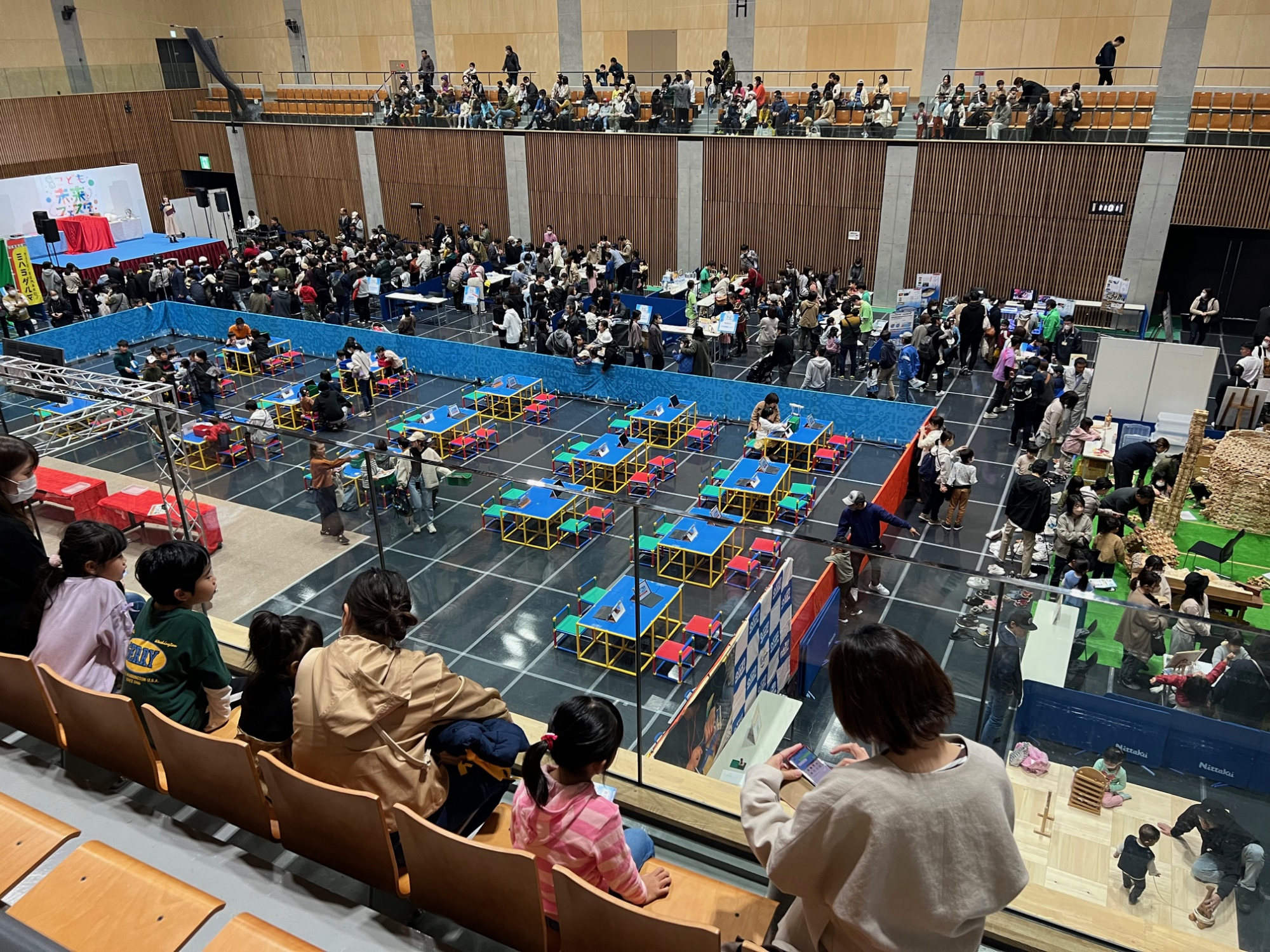 福山市の「子ども未来フェスタ」 1900人でにぎわう