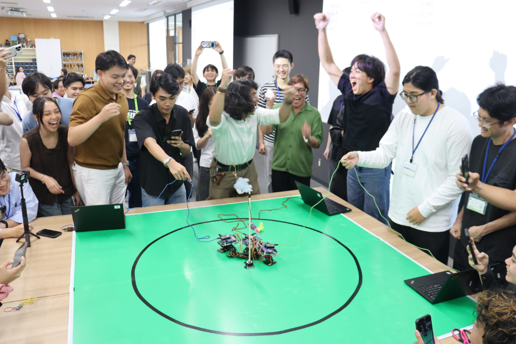 Okayama University of Science and Mapúa University Students Deepen Friendship Through Robot Contest