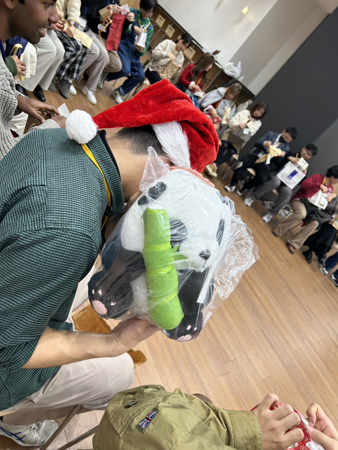GLOBOLA Holds Christmas Party