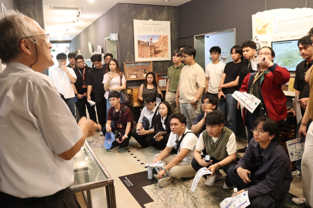 Okayama University of Science and Mapúa University Students Deepen Friendship Through Robot Contest